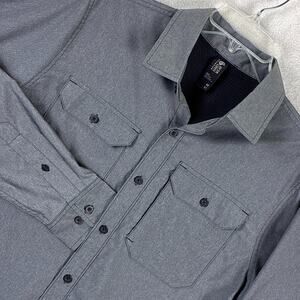 Mountain Hardware Canyon Shirt Mens M Gray Vented Performance Preppy Outdoors